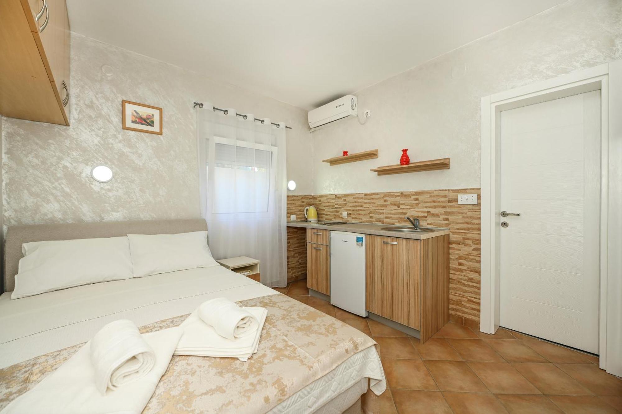 Villa Lux Rajovic Budva Zewnętrze zdjęcie